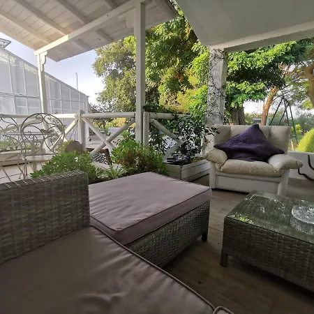Il Pomo D'oro - Daily Hygienized Bed & Breakfast Assemini