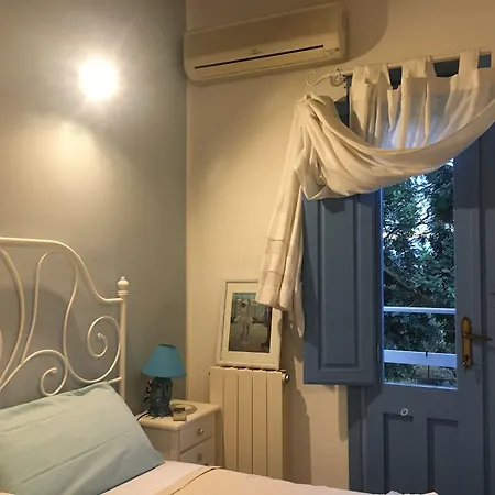 Agrib&b Il Pomo D'oro 3* Ассемини
