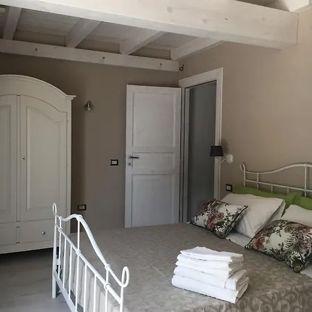 Il Pomo D'oro - Daily Hygienized 3* Assemini