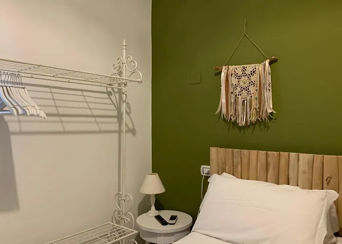 Agrib&b Il Pomo D'oro Oda ve Kahvaltı Assemini