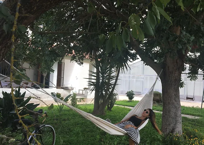 Agrib&b Il Pomo D'oro Oda ve Kahvaltı Assemini