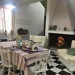 Agrib&b Il Pomo D'oro Bed & Breakfast 3*