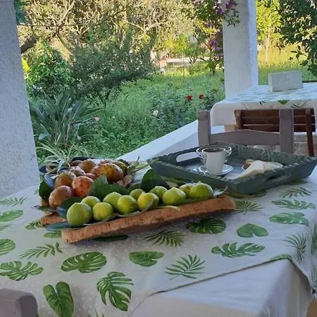 Agrib&b Il Pomo D'oro Frühstückspension